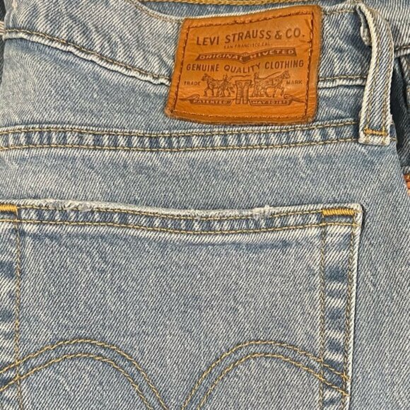 LEVI’S PREMIUM QUALITY CLOTHING WEDGIE Button Fly Jeans Raw Hem COTTON Size 29 - Picture 10 of 14